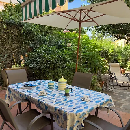Casa Mary Levanto